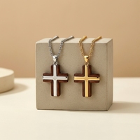 Collier pendentif croix personnalisé en acier inoxydable 316L avec incrustation de bois, bijoux religieux pour hommes, charme rétro minimaliste, placage PVD