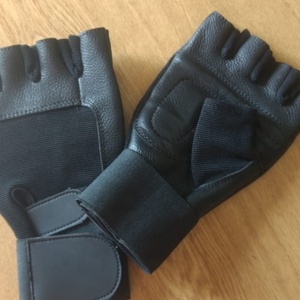 Gants de gymnastique personnalisés légers en PVC et PU - Product Image 1