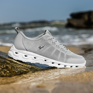 Zapatillas de malla de verano para hombre, zapatos deportivos informales ultra transpirables con diseño hueco, zapatillas ligeras y modernas que combinan con todo. - Product Image 6