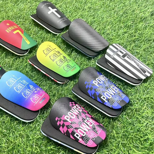 Tùy chỉnh nhựa bóng đá Polyester <span class=keywords><strong>Shin</strong></span> <span class=keywords><strong>Pads</strong></span> chân Shinguard PP PU bóng đá mini bóng đá bảo vệ ống chân để bảo vệ - Product Image 1