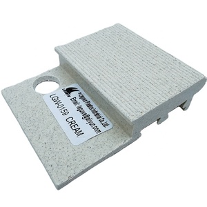 Protezioni per bordi delle scale in PVC con venature del legno - Product Image 1