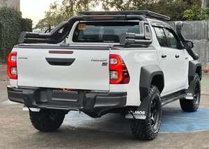 TOYOTA <span class=keywords><strong>HILUX</strong></span> CONQUEST <span class=keywords><strong>2.8</strong></span> GRS INSPIRED 4X4 USADA, MODELO <span class=keywords><strong>2023</strong></span>, COMPLETAMENTE EQUIPADA - Product Image 6