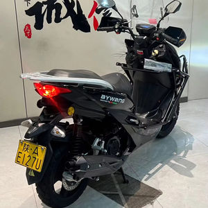 Bicicleta de calle a gasolina usada de alta calidad ReplicaBMW Scooter 200cc con altavoz Bluetooth - Product Image 1