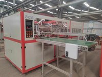 Machine de soufflage par étirage entièrement automatique pour bouteilles en plastique, très demandée
