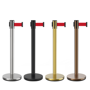 Poteaux de sécurité rétractables de 6,5 pieds pour la gestion des foules et la gestion des files d'attente - Product Image 1