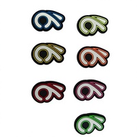 Écussons en caoutchouc PVC souple écologique avec logo 3D en relief personnalisé, lavables, couleur personnalisée, avec support auto-agrippant, étiquettes à coudre pour jeans, chapeaux, sacs à dos