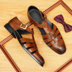 Sandales en cuir véritable respirantes pour hommes, design à boucle, sandales plates décontractées pour l'extérieur, sandales faites à la main de haute qualité - Product Image 4