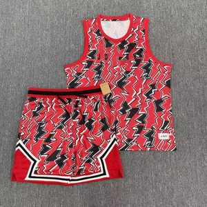 Nouveaux ensembles d'entraînement de basketball 2026 en gros : shorts et débardeur en mesh de style américain, tenue de sport décontractée à séchage rapide, haute qualité - Product Image 6