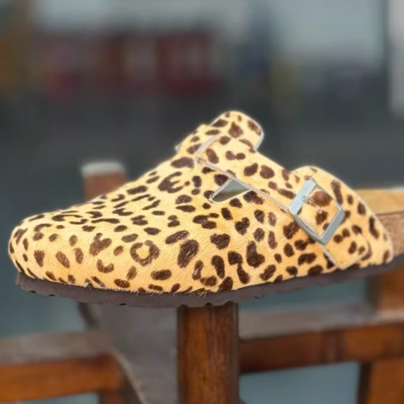 white leopard print horsehair