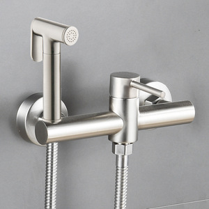 Настенный смеситель для горячей и холодной воды - Product Image 3