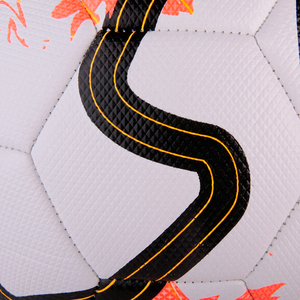 Ballon de football personnalisé avec logo promotionnel, cousu à la machine, texture diamant, PVC, pour la récréation des enfants, fabriqué au Vietnam, vente en gros - Product Image 3