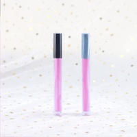 Gloss à lèvres liquide à base de plantes, marque privée OEM - effet repulpant, waterproof et longue tenue, riche en vitamine E