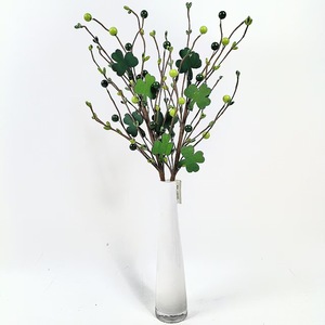 Trébol Artificial del Día de San Patricio Decoración Plástico Tréboles de San Patricio para Hierba para Decoraciones Festivas - Product Image 1