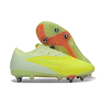 Chaussures de football personnalisées en gros de l'usine source, avec logo, OEM ODM, crampons professionnels unisexes, tige en cuir véritable à cheville basse