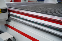 Routeur CNC à bois économique 3 axes avec changeur d'outils semi-automatique pour le travail du MDF et de l'acrylique