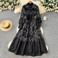 Robe longue élégante pour femmes WIWT, coupe trapèze, manches longues, dentelle brodée, col montant, boutonnée, robe décontractée pour tous les jours