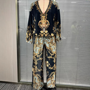 Ensemble de costume en velours imprimé pour femmes, col en V, manches longues, pantalon, motif floral rétro, vêtements décontractés, Europe, Amérique, Moyen-Orient, XS, S, M, L, XL - Product Image 1