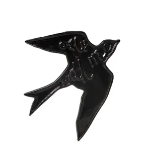 Decoración de Pared de Cerámica con Pájaros, Gorras, Golondrinas y Palomas Blancas - Product Image 1