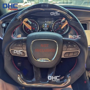 Volant en fibre de carbone avec LED pour <span class=keywords><strong>Dodge</strong></span> <span class=keywords><strong>Challenger</strong></span> 2015+ Charger SRT/GT/Scat Pack/Hellcat (palettes de changement de vitesse magnétiques) - STOCK USA - Product Image 2
