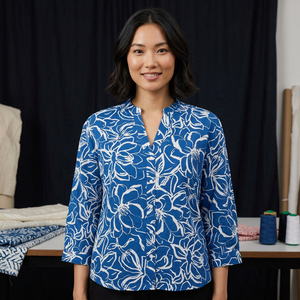 Blusa de Popelina 100% Algodón con Estampado Floral Vintage Azul para Mujer, Manga Tres Cuartos, Cuello en V, Botones, Formal, Primavera Verano, Corte Regular - Product Image 1