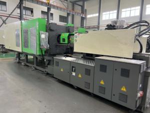 Mini machine de moulage par injection pour produits plastiques ménagers, production de contenants alimentaires, buses et cuillères - Product Image 2