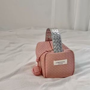 Bolso tejido con bloques de color plateado, nuevo bolso cuadrado pequeño de mano, bolsa de maquillaje portátil, moderno y fresco, con diseño a cuadros. - Product Image 2