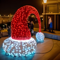 Schlüsselfertige Beleuchtungslösung für Außenbereich: Riesige Weihnachtsmann-Mütze Lichtstatue, Weihnachtsdekoration, Winterfest-Laternen