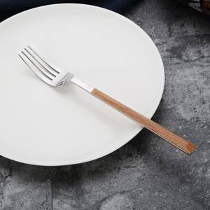 Cubiertos de alta calidad del acero inoxidable, sistema de los cubiertos del cuchillo de la bifurcación de la cuchara del metal - Product Image 3