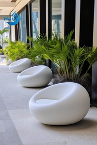 Pots <span class=keywords><strong>de</strong></span> fleurs modernes pour aéroports, sièges, centres commerciaux en <span class=keywords><strong>fibre</strong></span> <span class=keywords><strong>de</strong></span> verre, sculptures extérieures personnalisables pour parcs - Product Image 5
