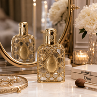 Flacon de parfum en verre facetté de style arabe élégant, en gros, avec capuchon en bois, haut de gamme, antique, sculpté, avec pulvérisateur à brume fine