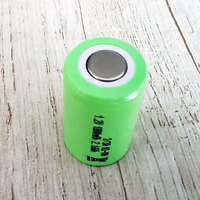 Baterai NiMH Flat Top 1.2V 1800mAh 2/3A Grosir OEM Custom Isi Ulang Bersertifikasi CE RoHS Sel Baterai Isi Ulang NiMH Flat Top