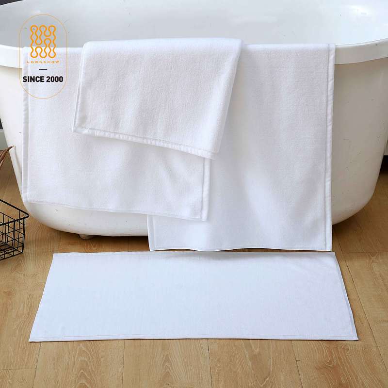 White Classic Luxury Bath Mat Floor