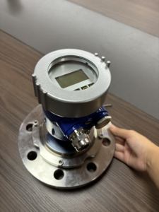 Радарный уровнемер 80 ГГц для точного измерения уровня воды в каналах и резервуарах - Product Image 6