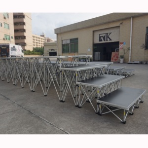 เวทีแบบพกพา น้ำหนักเบา ประกอบได้ เหมาะสำหรับงานแต่งงานกลางแจ้ง พร้อมระบบไฟ - Product Image 1
