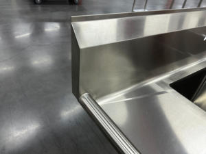 Nouvelle table de travail de cuisine avec évier, style américain, SS304, qualité médicale, calibre 18, équipement de restauration commerciale - Product Image 3