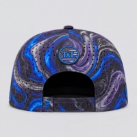 Casquette de golf unisexe à visière plate, style snapback, avec patch PVC imperméable, 5 panneaux, perforée et respirante, coloris violet et bleu