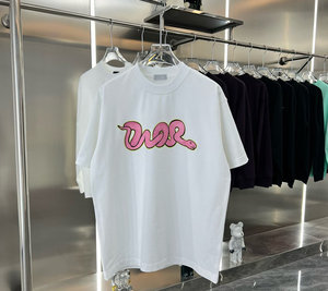T-shirts de <span class=keywords><strong>marque</strong></span> de <span class=keywords><strong>luxe</strong></span> personnalisés pour hommes et femmes avec impression numérique de logo 3D. T-shirts de créateurs pour la vente en gros. - Product Image 3