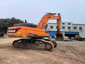 รถขุด Doosan DX500LC-6C ขนาด 50 ตัน บุ้งกี๋ขุดขนาด 0.32 ลูกบาศก์เมตร รถก่อสร้างมือสอง เครื่องยนต์ Cummins กำลัง 219 กิโลวัตต์ - Product Image 3