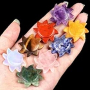 7 Chakras, Cristal Natural, Piedras Talladas en Forma de Sol, Gema Curativa de Reiki, Figura de Sol para Decoración, Venta al por Mayor - Product Image 2