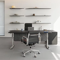 Bureau de direction moderne intelligent réglable en hauteur, simple et pour les gestionnaires et les patrons