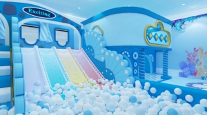 Structure de jeu intérieure personnalisée Blue Sea World, décor corail, espace de détente, zone de <span class=keywords><strong>jeux</strong></span> multifonctionnelle pour centre de divertissement familial - Product Image 4