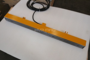 Pinzas magnéticas integradas de Robots de puente para recoger, levantar, cargar, colocar y transferir piezas fersas para líneas de automatización - Product Image 3