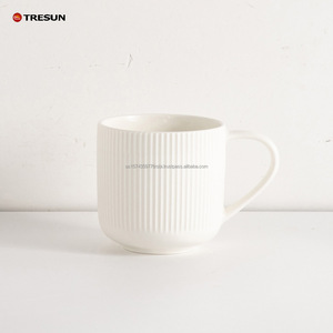 Vajilla de Porcelana Blanca Mate con Relieve, Estilo Contemporáneo y Chic, Resistente al Calor, para Decoración Moderna del Hogar - Product Image 6