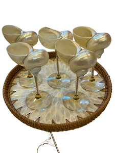 Verre à cocktail rose en forme de pétale, pour jus, milkshake, martini, gobelet transparent, fait main, durable, design moderne, pour les fêtes - Product Image 1