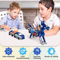 XTH Juguete de Coche de Plástico Magnético Transformable 2 en 1, Deformable por Colisión, con Luces Intermitentes Automáticas, Regalo para Niños de 2 a 4 Años