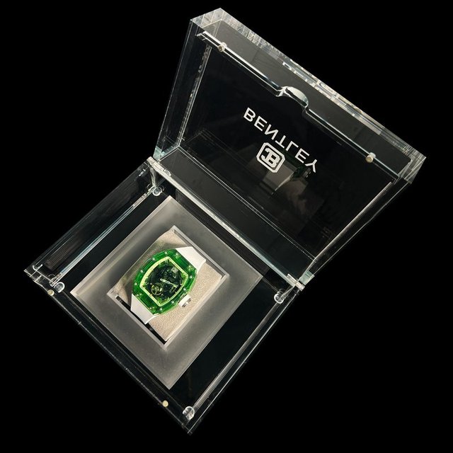 Rugged Mechanical Watch with Tonneau Case Analog Dial Crystal Glass- Complication Reliable Performance & Stylish Appeal