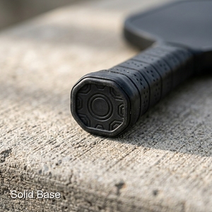 Maximiza el rendimiento del jugador con nuestra paleta de pickleball alargada y con absorción de impactos. - Product Image 5