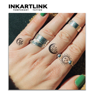 INKARTLINK Pegatina de <span class=keywords><strong>Tatuaje</strong></span> Semipermanente de 15 Días con Diseño Celestial de Sol y <span class=keywords><strong>Luna</strong></span>, Arte Floral de Dedos y Planetas, Arte Corporal Herbal Pequeño al por Mayor - Product Image 2