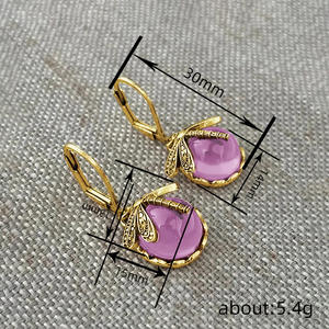 Pendientes colgantes de libélula chapados en oro con bisel de cristal azul y diamantes de imitación, estilo vintage para mujer, joyería de fiesta - Product Image 6