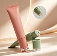 Tubes à lèvres en plastique personnalisés, gloss à lèvres personnalisé, couleur personnalisée, 10-20 ml, emballage cosmétique direct d'usine, tube d'emballage en silicone
